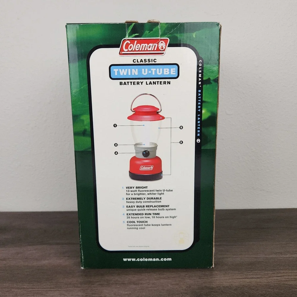 Vintage 2003 NOS Coleman Twin U Tube Battery Lantern Red 5329-700 Camping Lamp